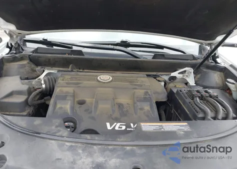 2015 Cadillac Srx Luxury Collection z USA, uszkodzony, nr VIN 3GYFNBE38FS579356